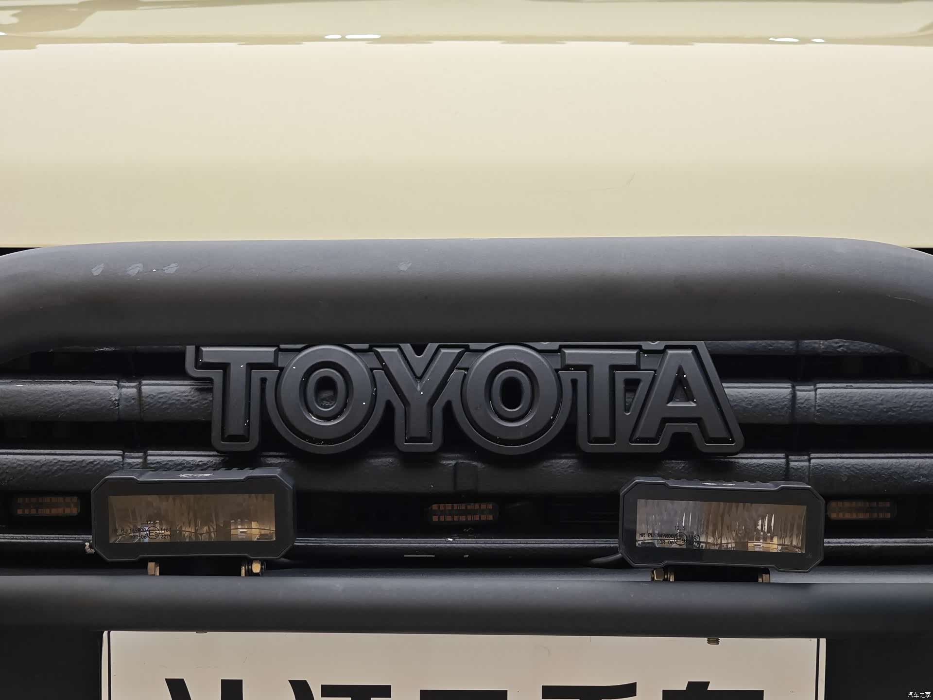 Toyota Prado, 2002 3