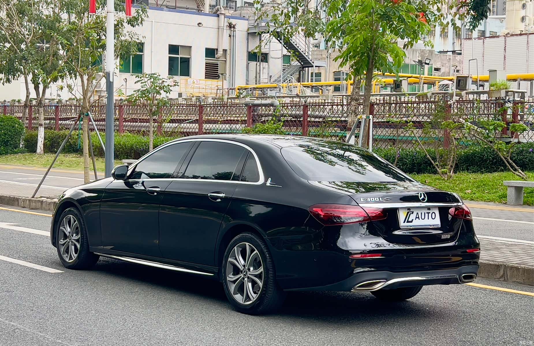 Mercedes-Benz E-Class, 2022 все фото