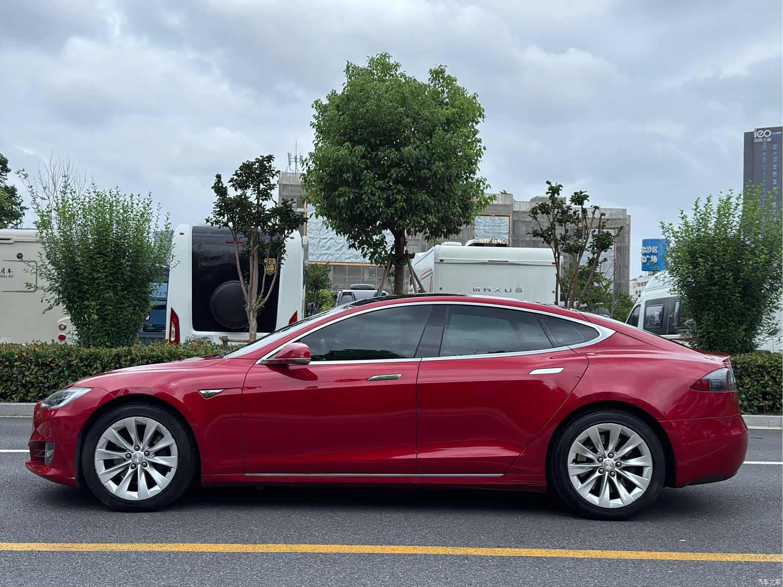 Tesla Model S, 2016 4