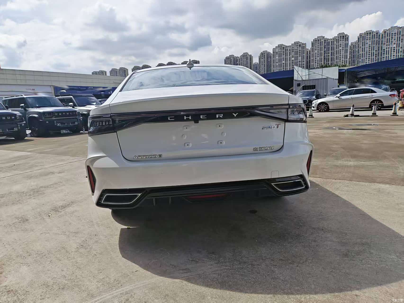 Chery Arrizo 8, 2022 14