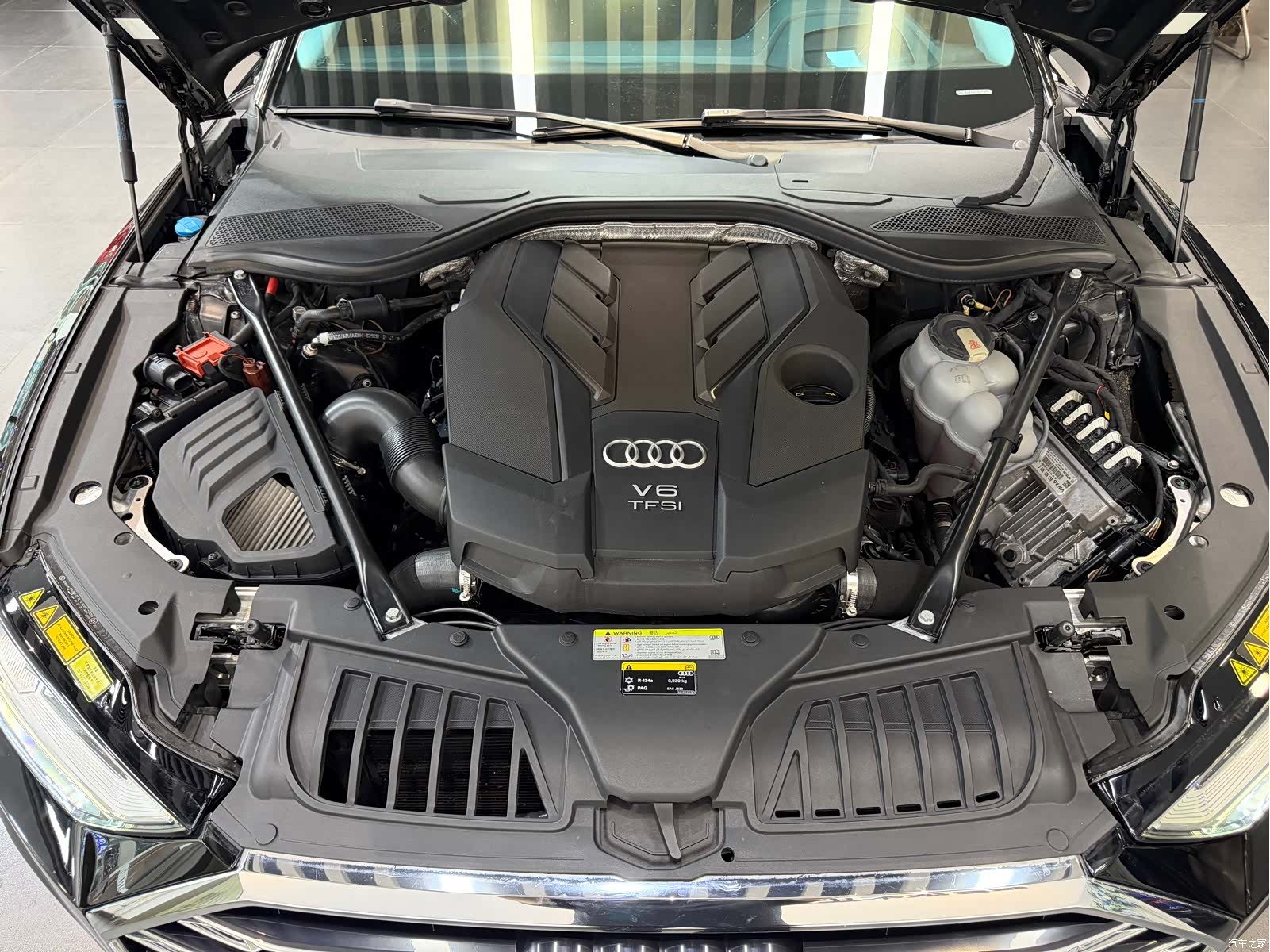 Audi A8L, 2020 16