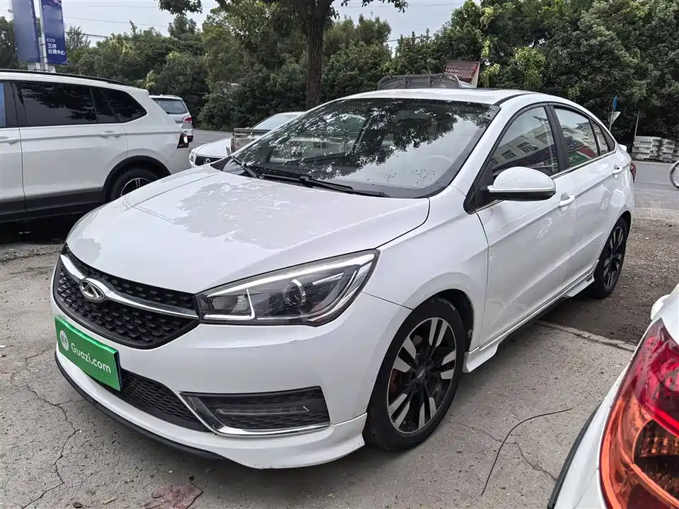 Chery Arrizo 5