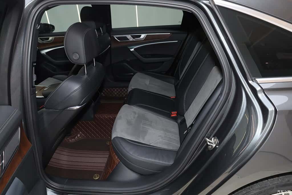 Audi A6L, 2022 17