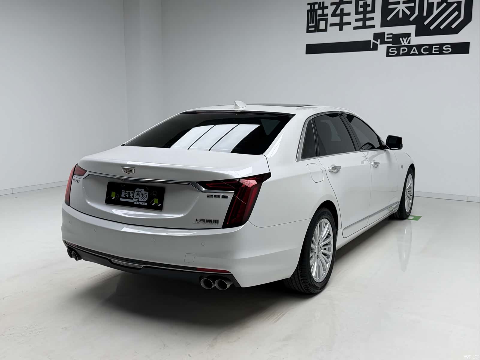 Cadillac CT6, 2023 4