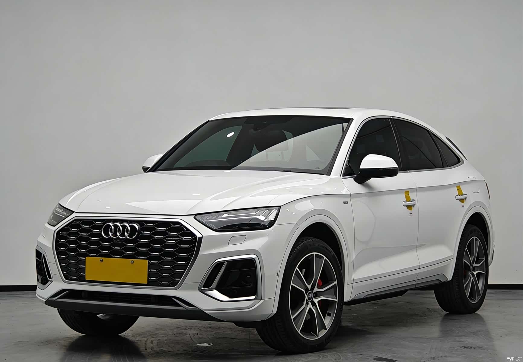 Audi Q5L, 2022 2