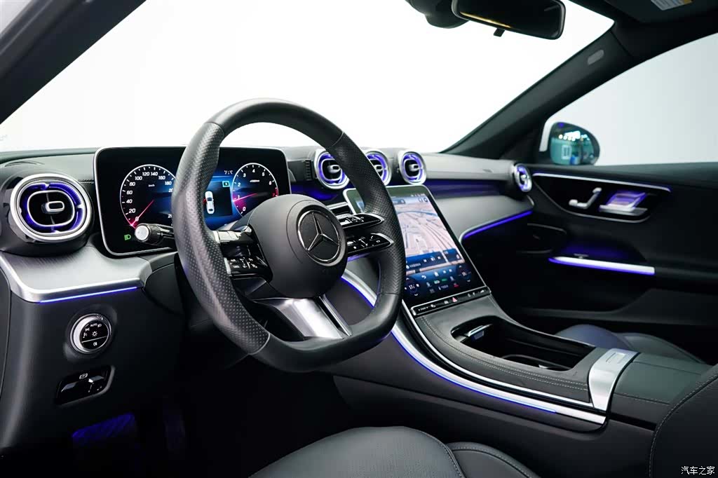 Mercedes-Benz C-Class, 2023 26