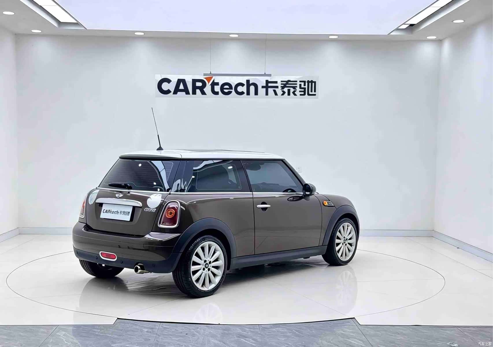 Mini Cooper, 2010 7