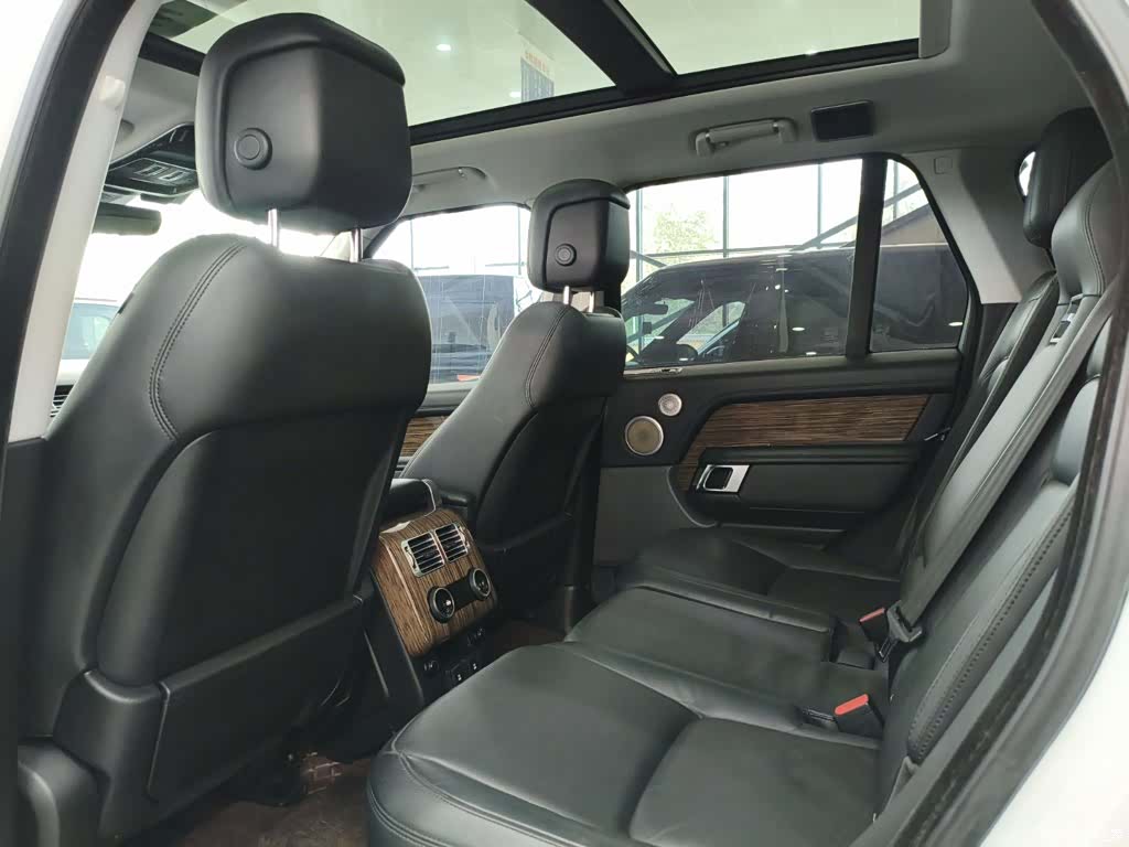 Land Rover Range Rover, 2019 15