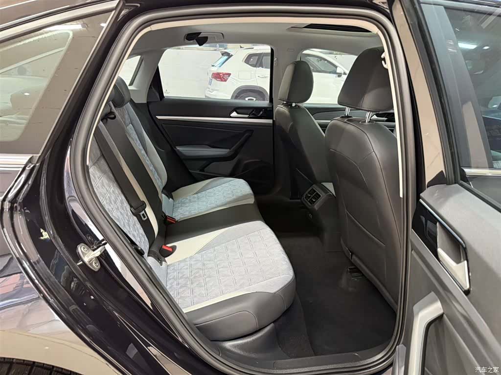 Volkswagen Lavida, 2023 22