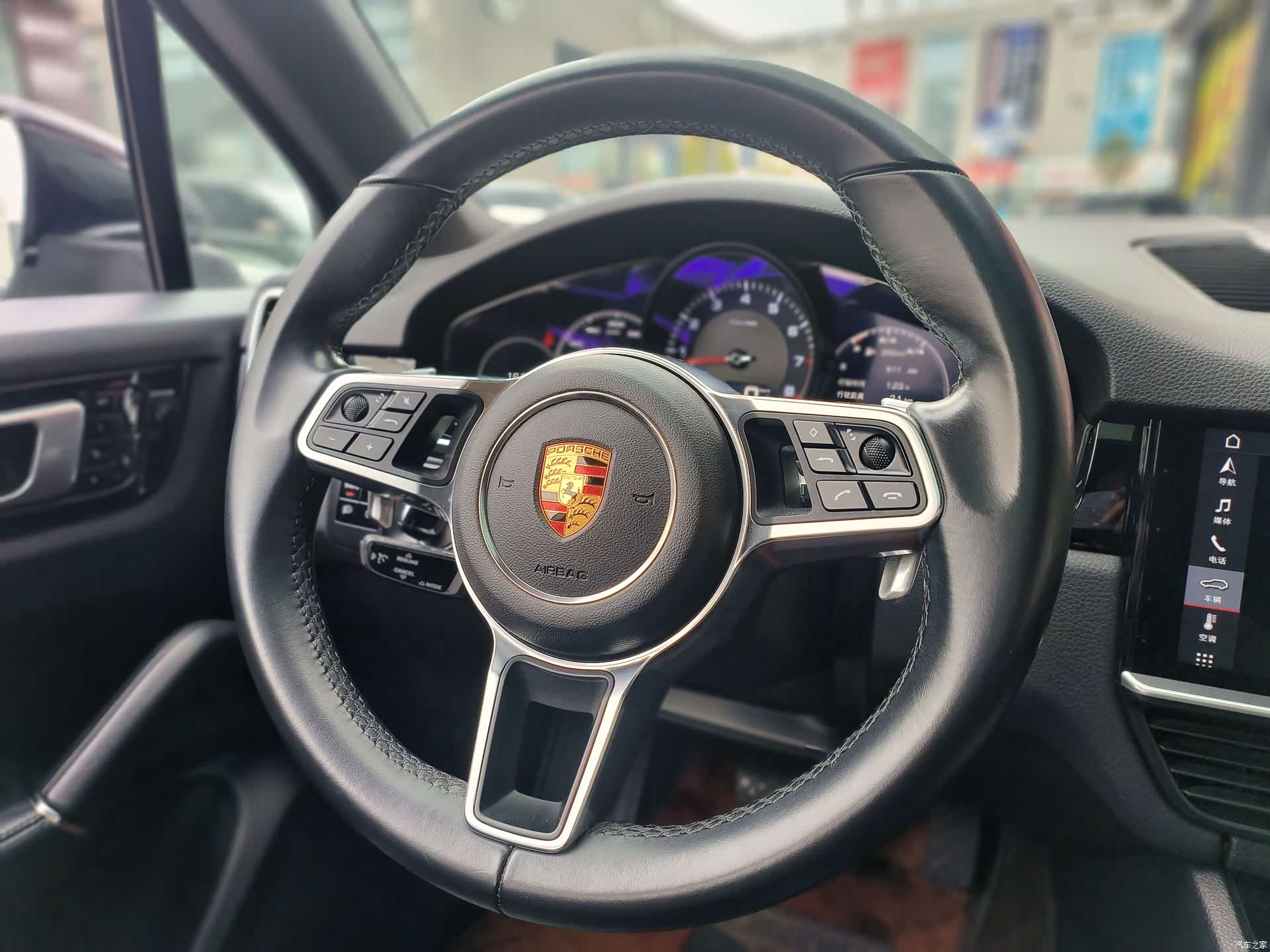 Porsche Cayenne, 2019 все фото