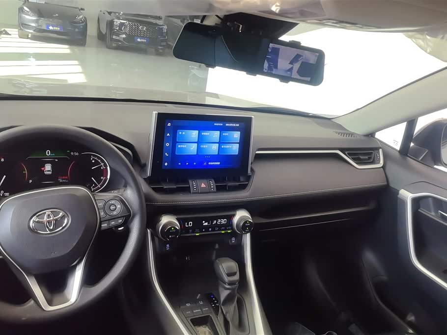 Toyota RAV4 Rongfang