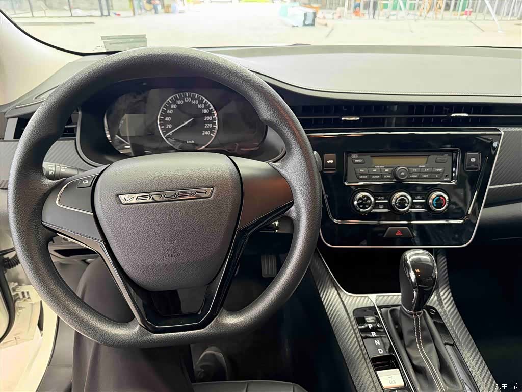 Nissan D60, 2026 15