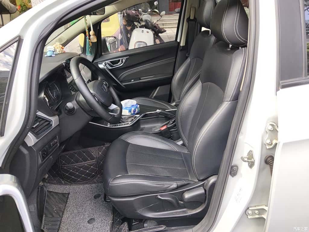 Geely X3, 2020 11