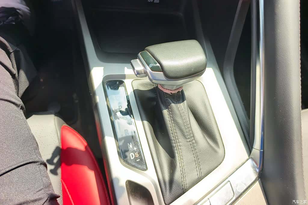 Changan CS35, 2021 16