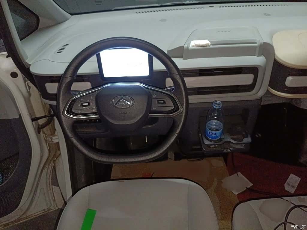 Maxus V1, 2026 3