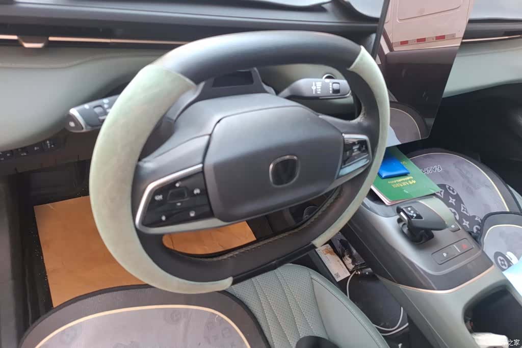 Changan NE, 2023 15