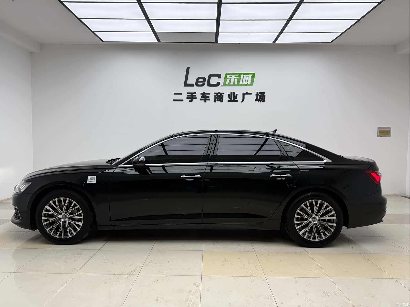 Audi A6L, 2020 3