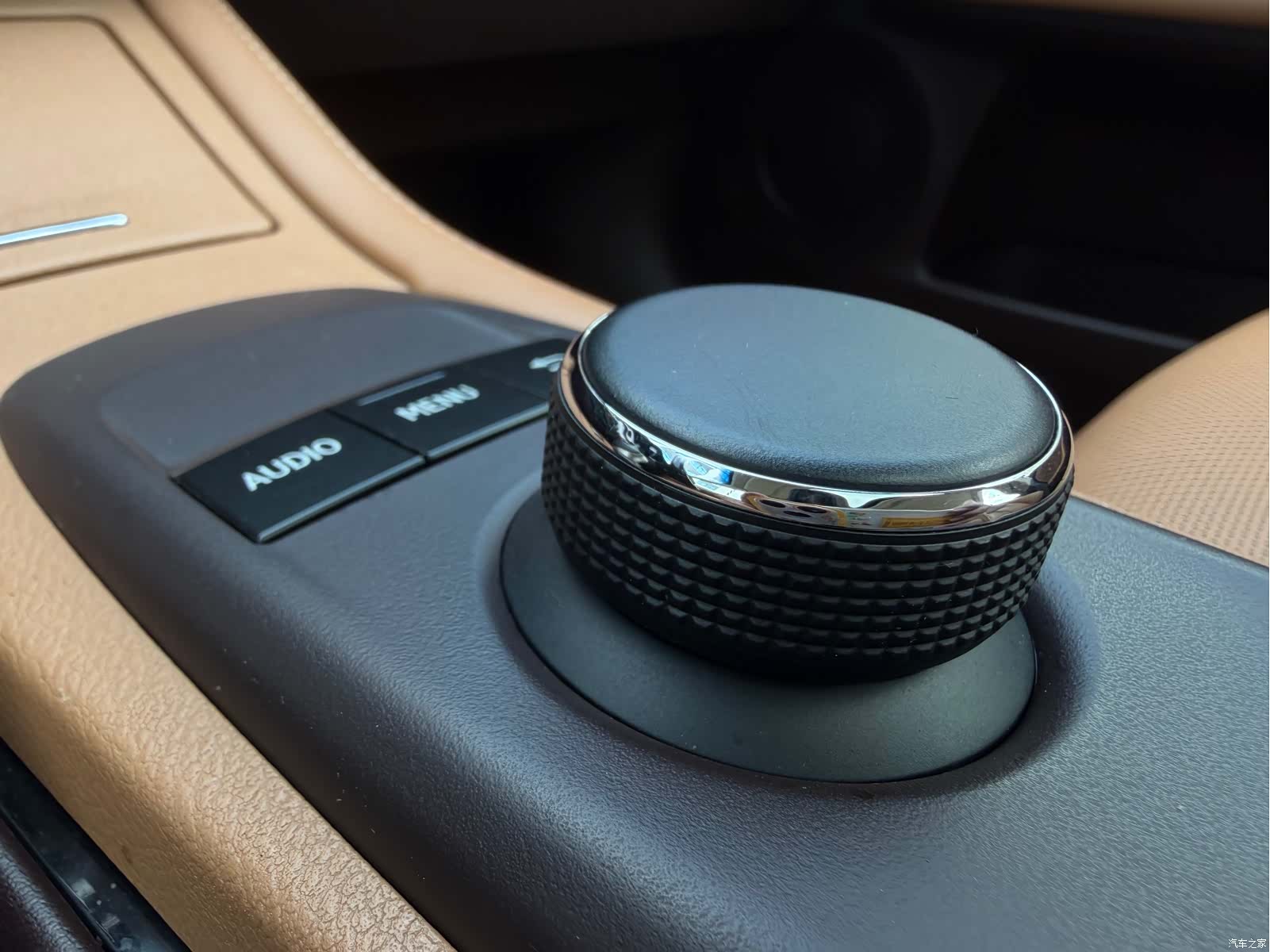 Lexus ES, 2015 16