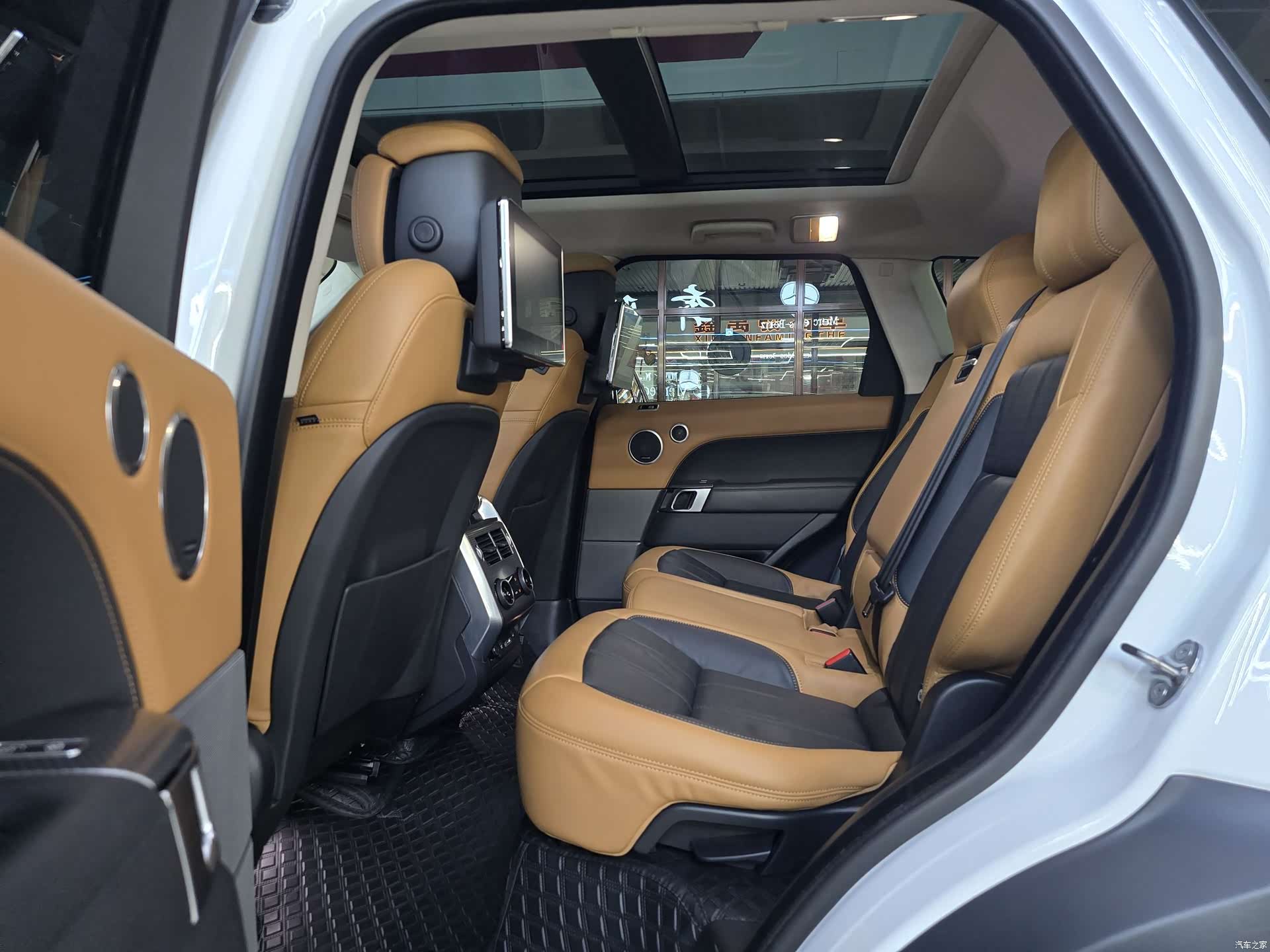 Land Rover Range Rover, 2020 11