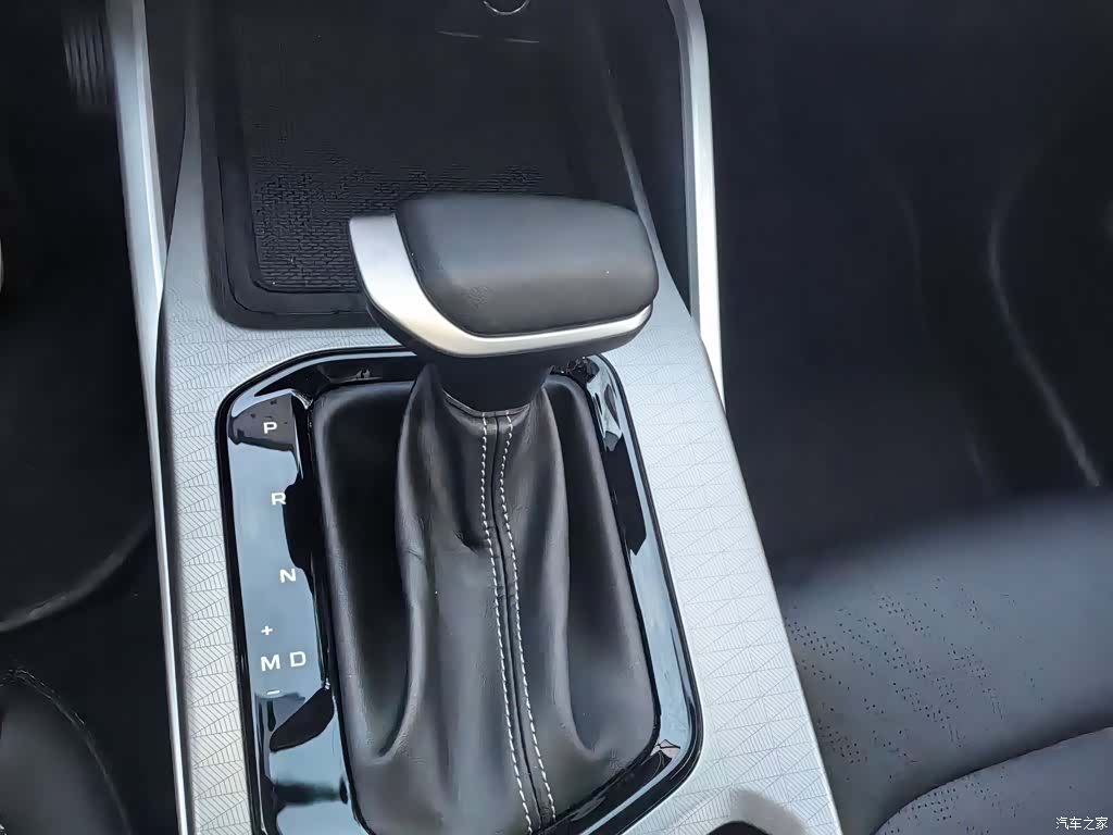 Geely Emgrand, 2024 7