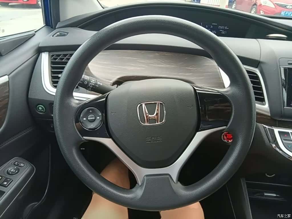 Honda Jade, 2017 11