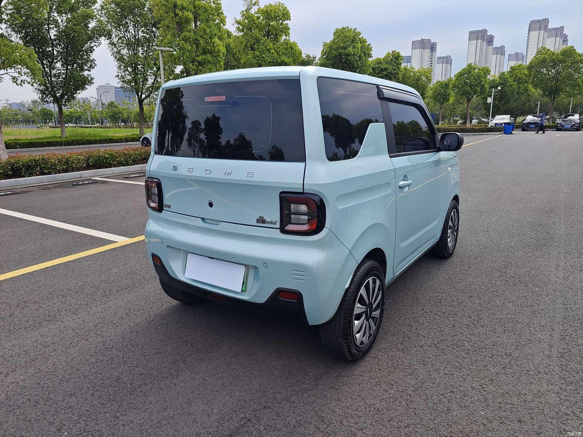 Geely Panda, 2025 7