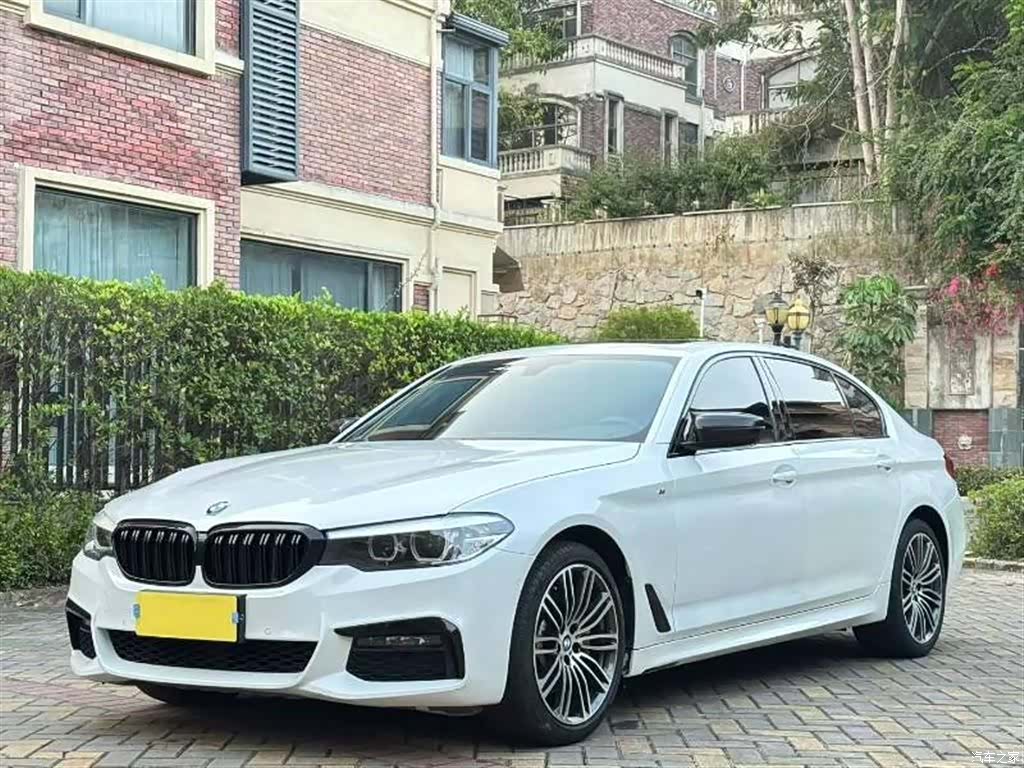 BMW 5 Series, 2019 1
