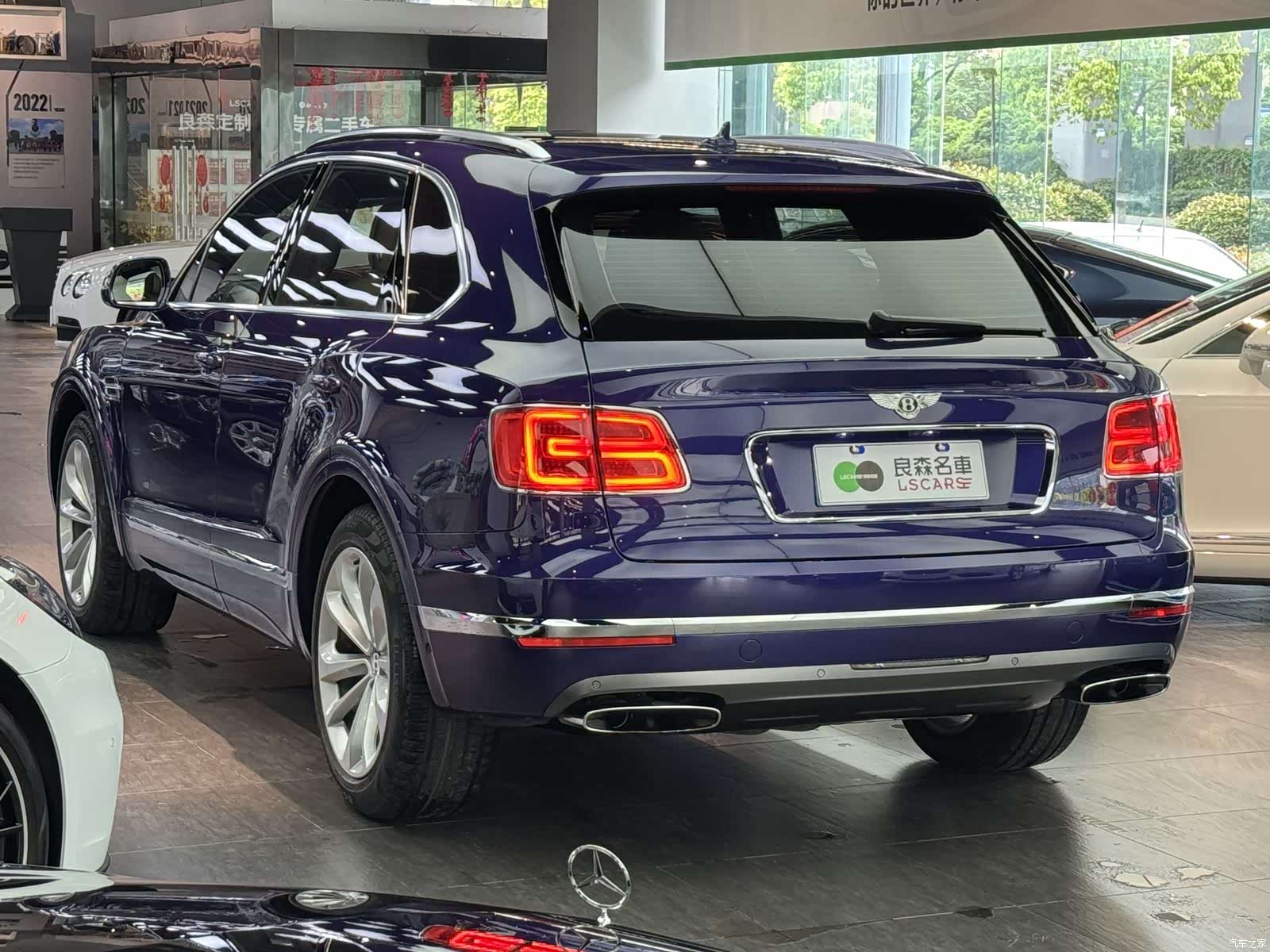 Bentley Bentayga, 2018 4