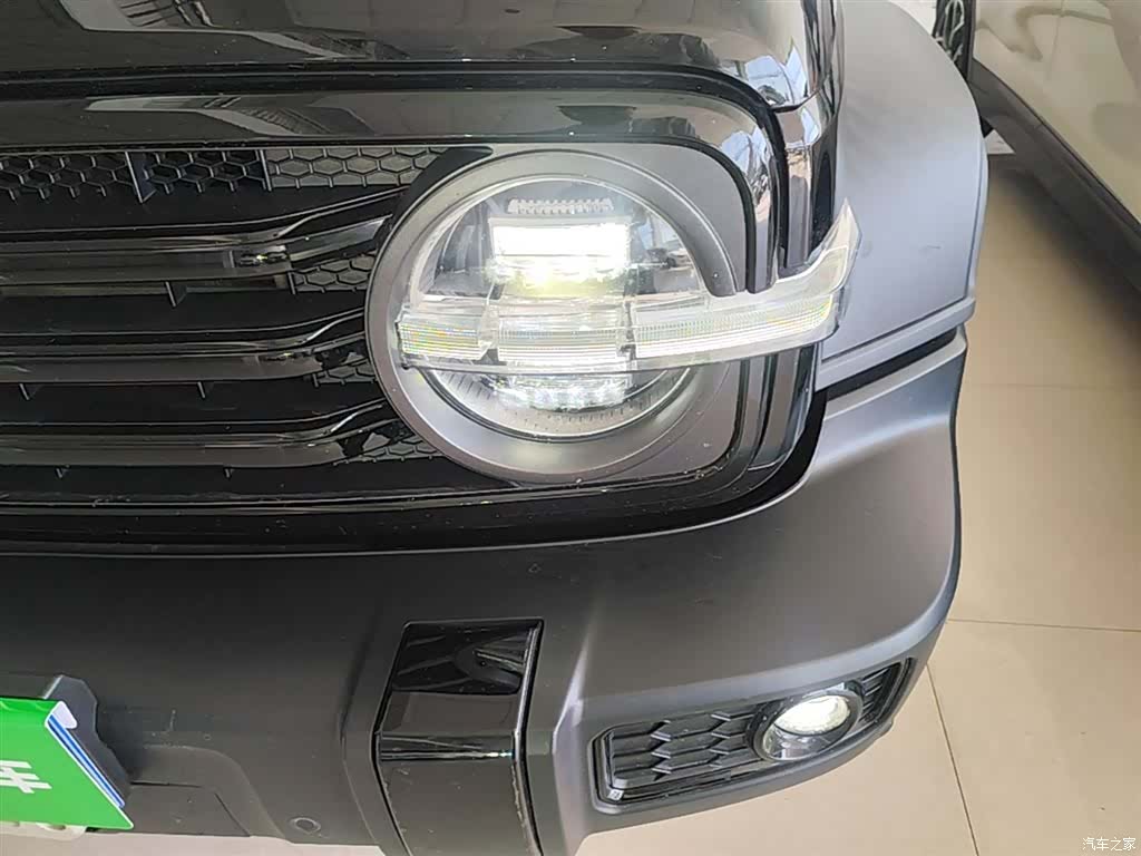Tank 300, 2021 24