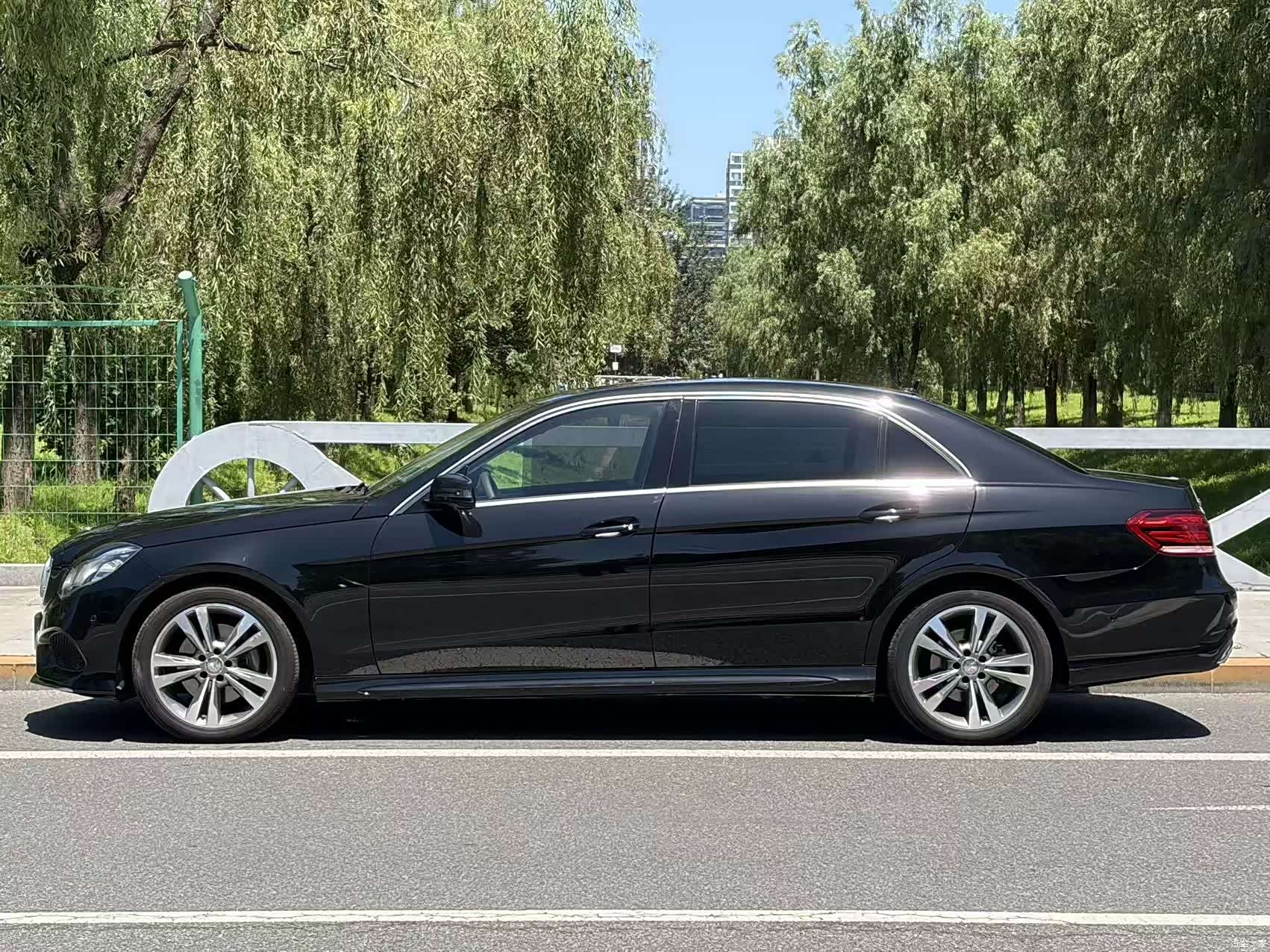 Mercedes-Benz E-Class, 2015 15
