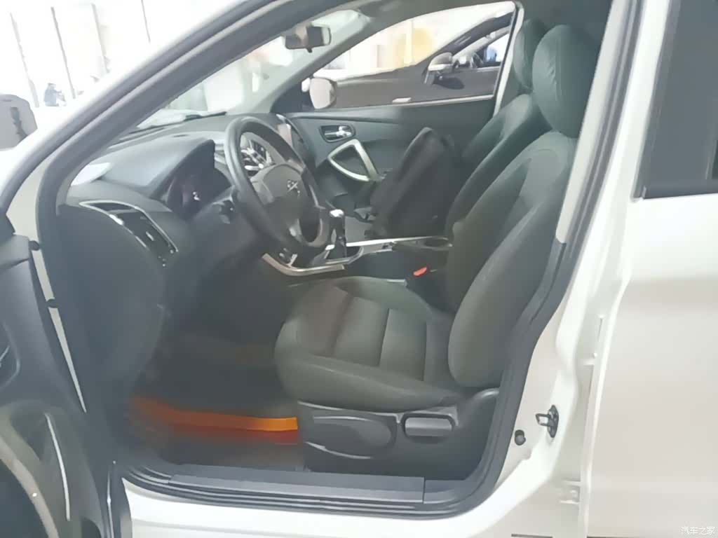 Haima S5, 2016 15