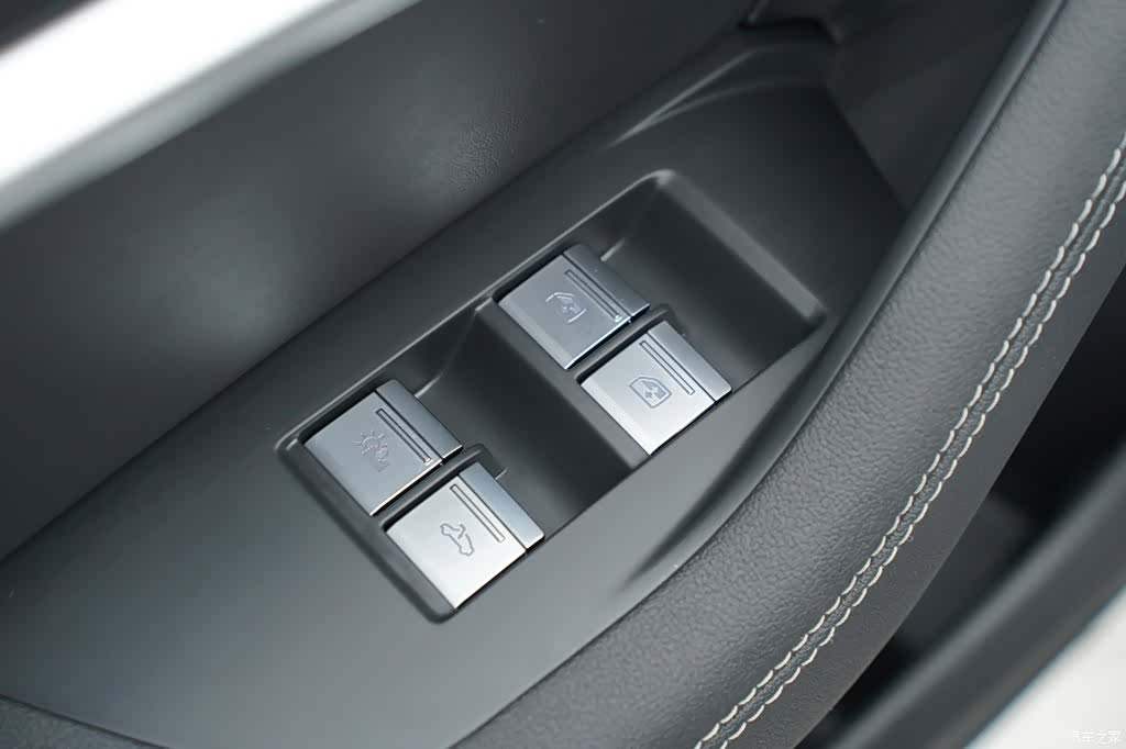 Audi A7L, 2024 28