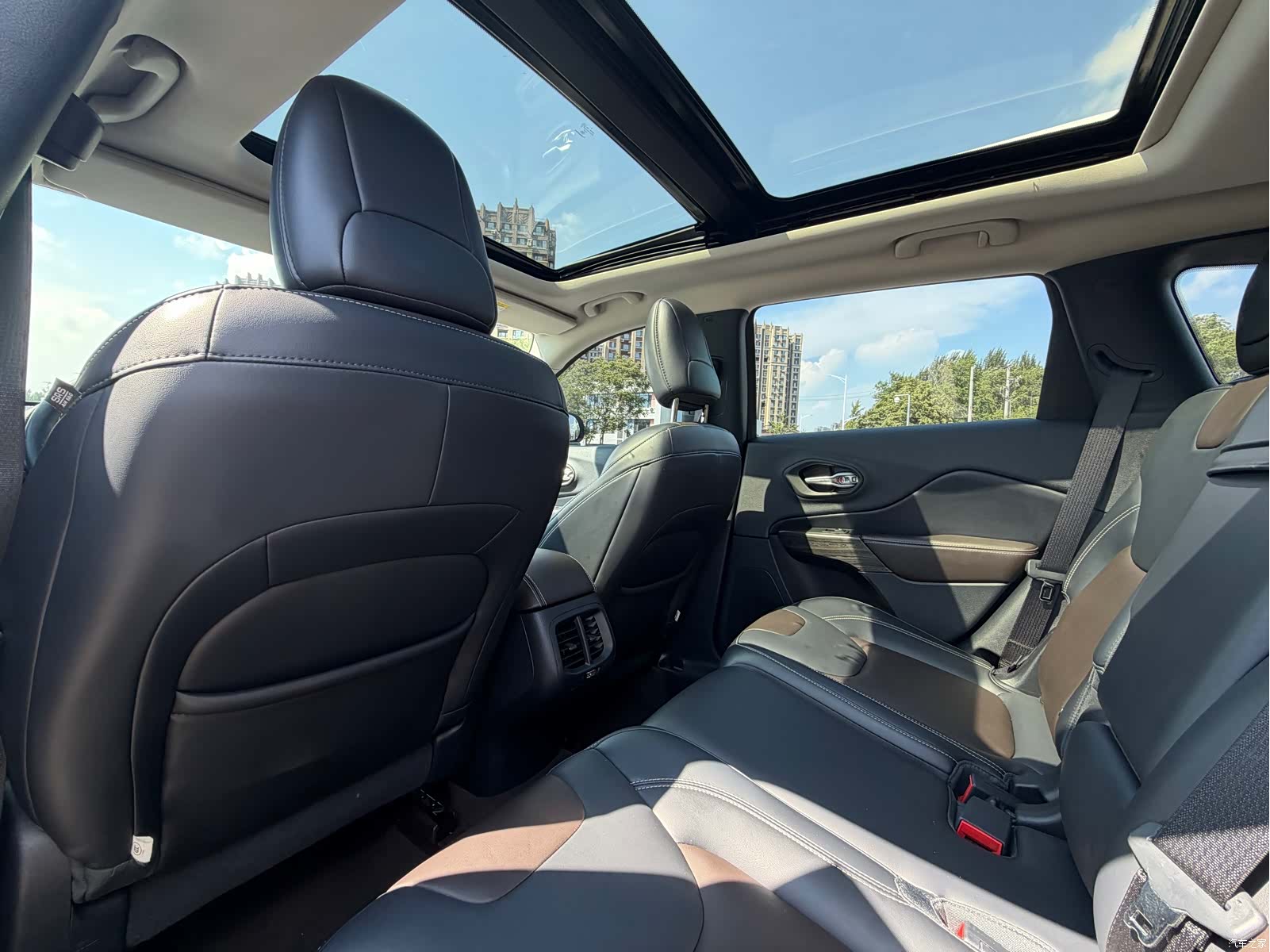 Jeep Cherokee, 2016 7