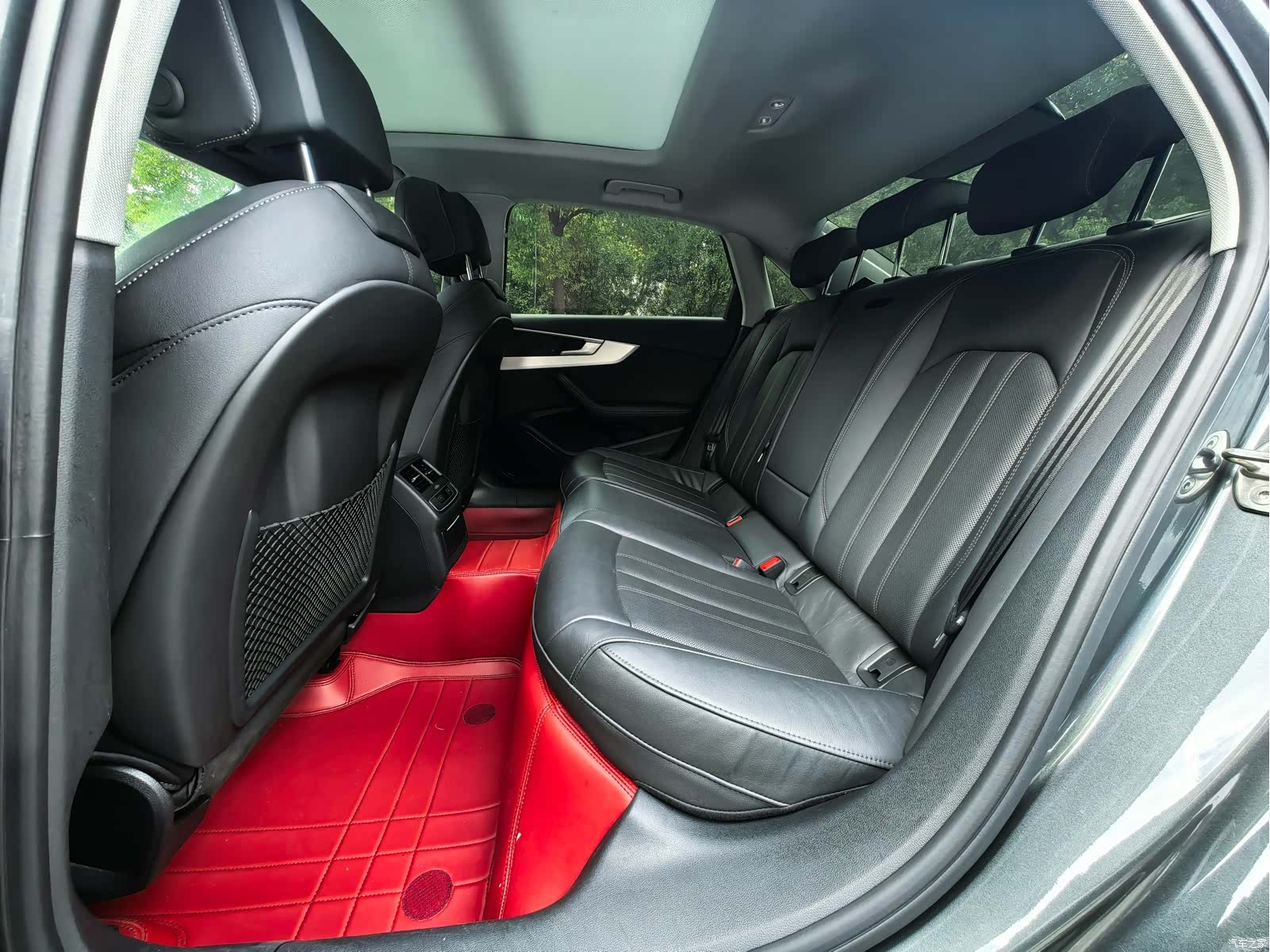 Audi A4L, 2021 8