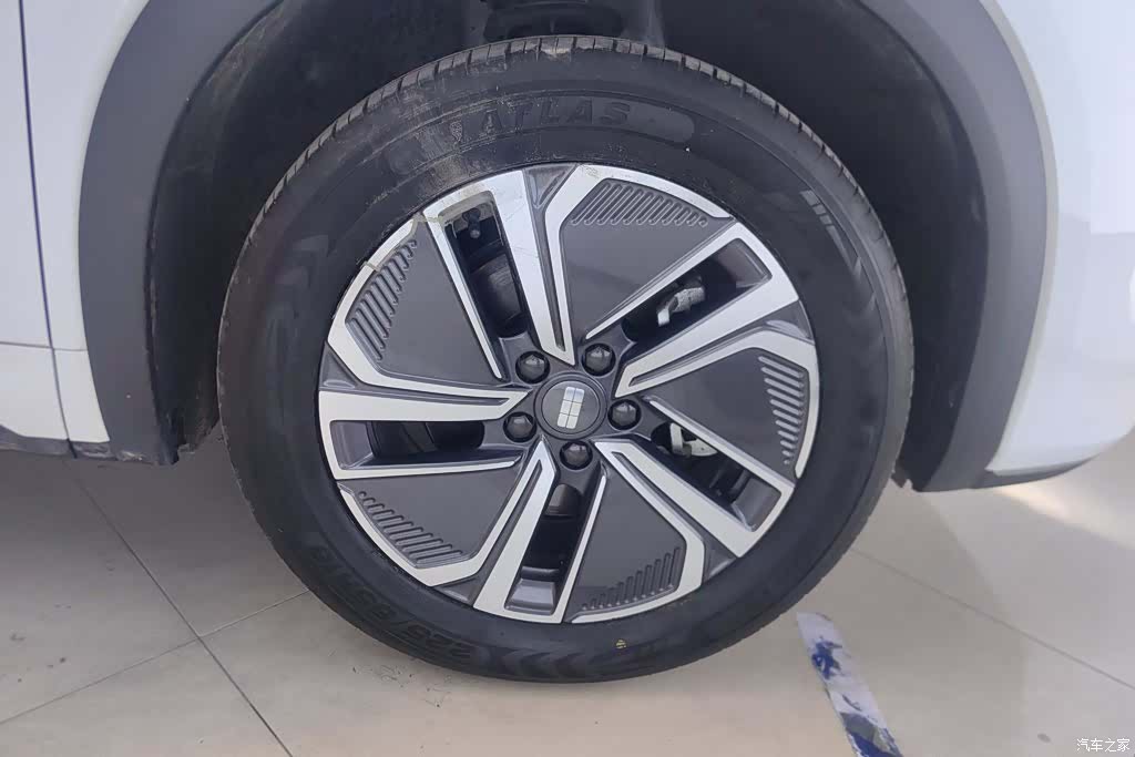 Geely 7, 2025 6