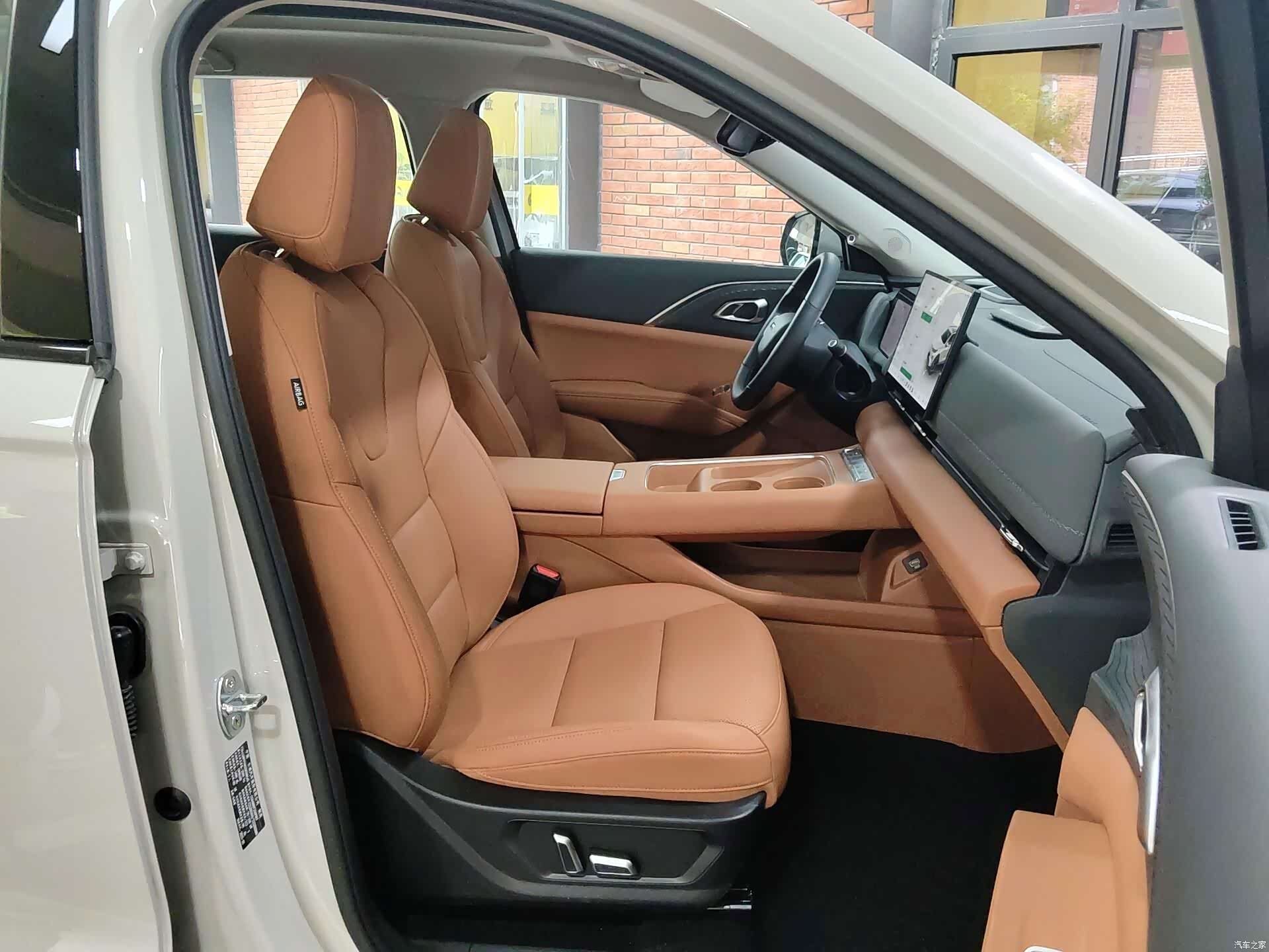 Haval Hi4, 2025 19
