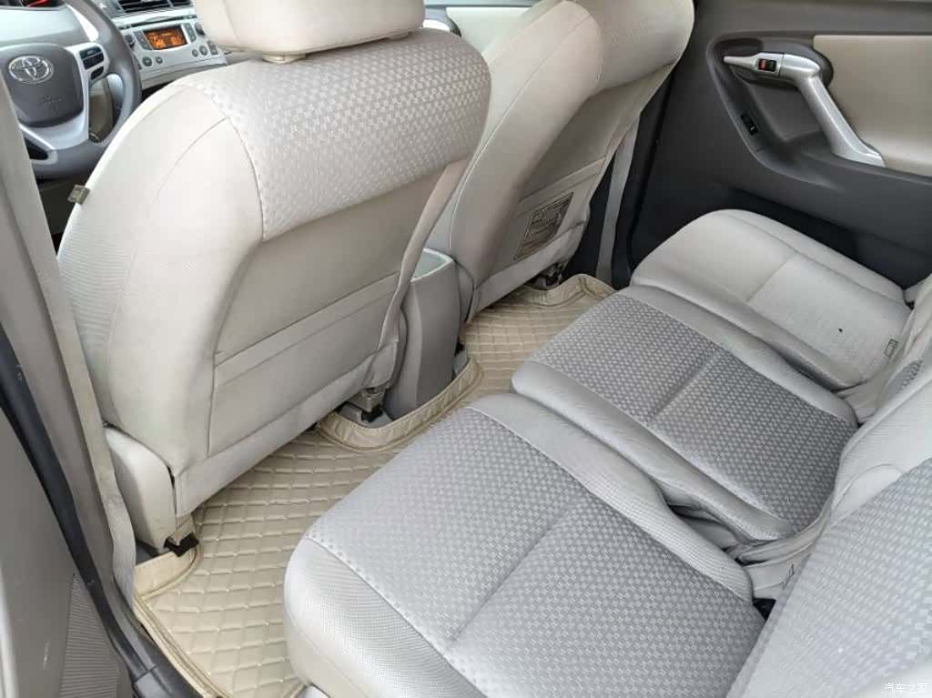 Toyota 180E, 2013 все фото