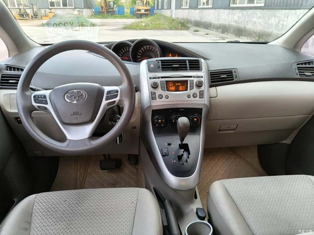 Toyota 180E, 2013 6