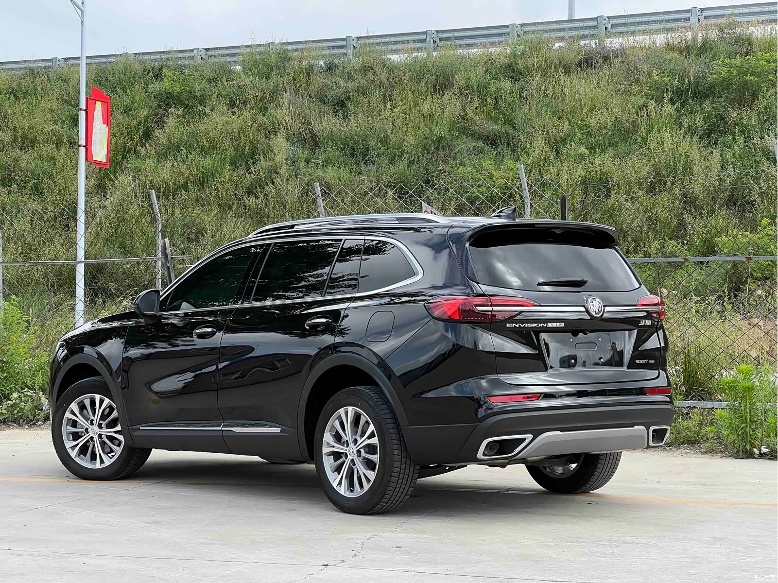 Buick Envision Plus, 2022 9