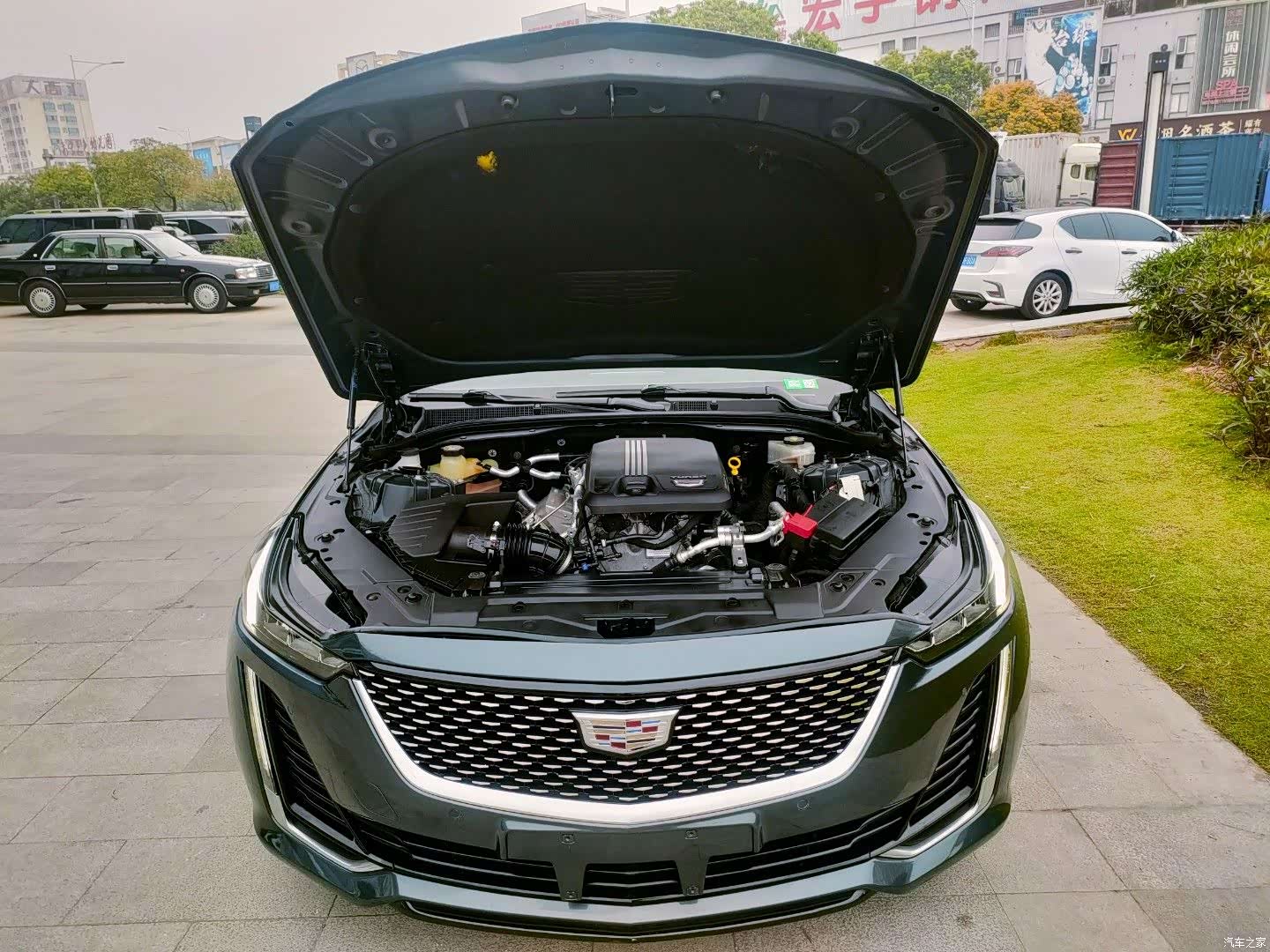 Cadillac CT5, 2022 10