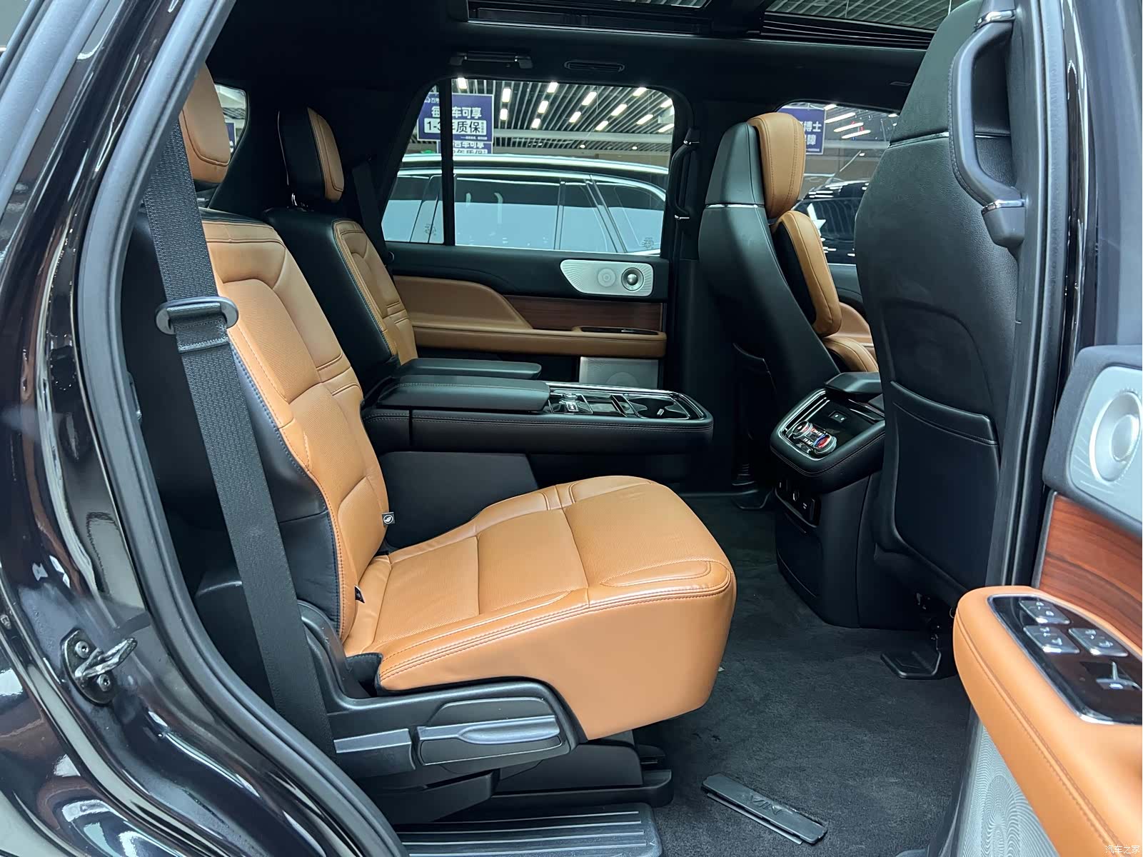 Lincoln Navigator, 2022 9