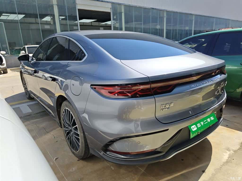 BYD Han, 2023 все фото