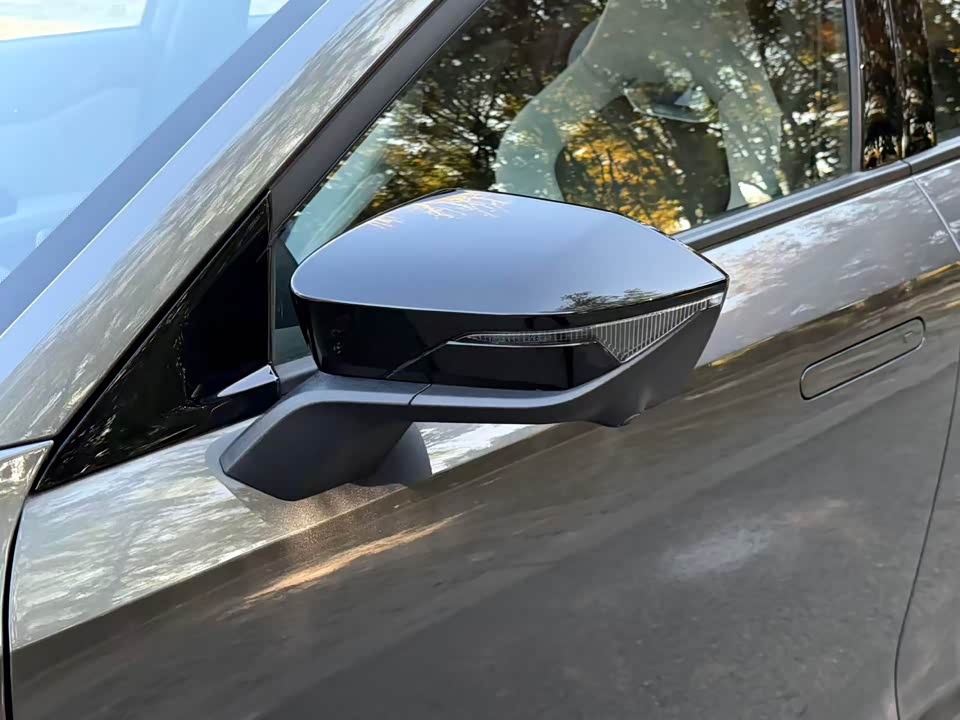 Changan UNI-V Smart iDD