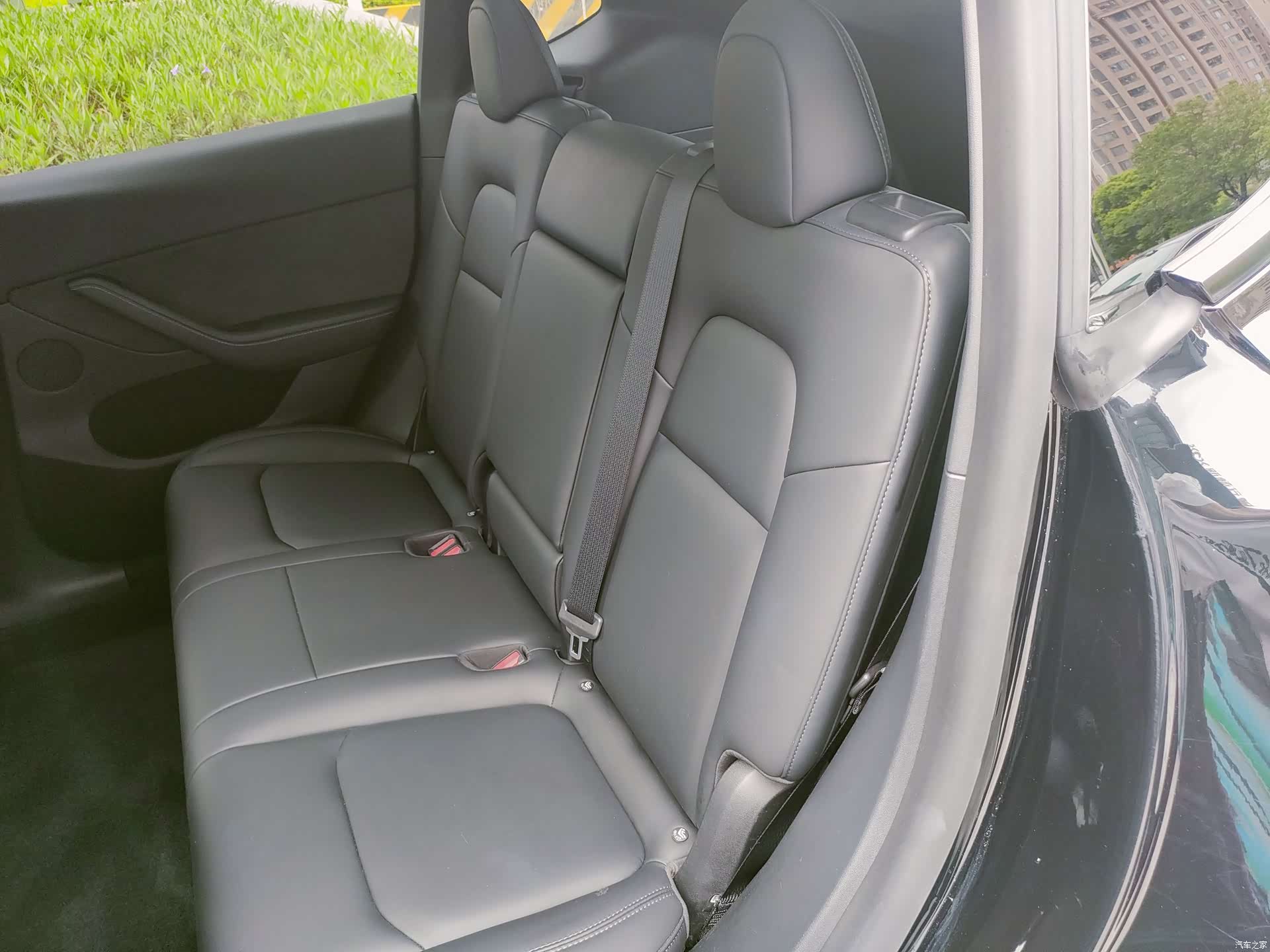 Tesla Model Y, 2022 15