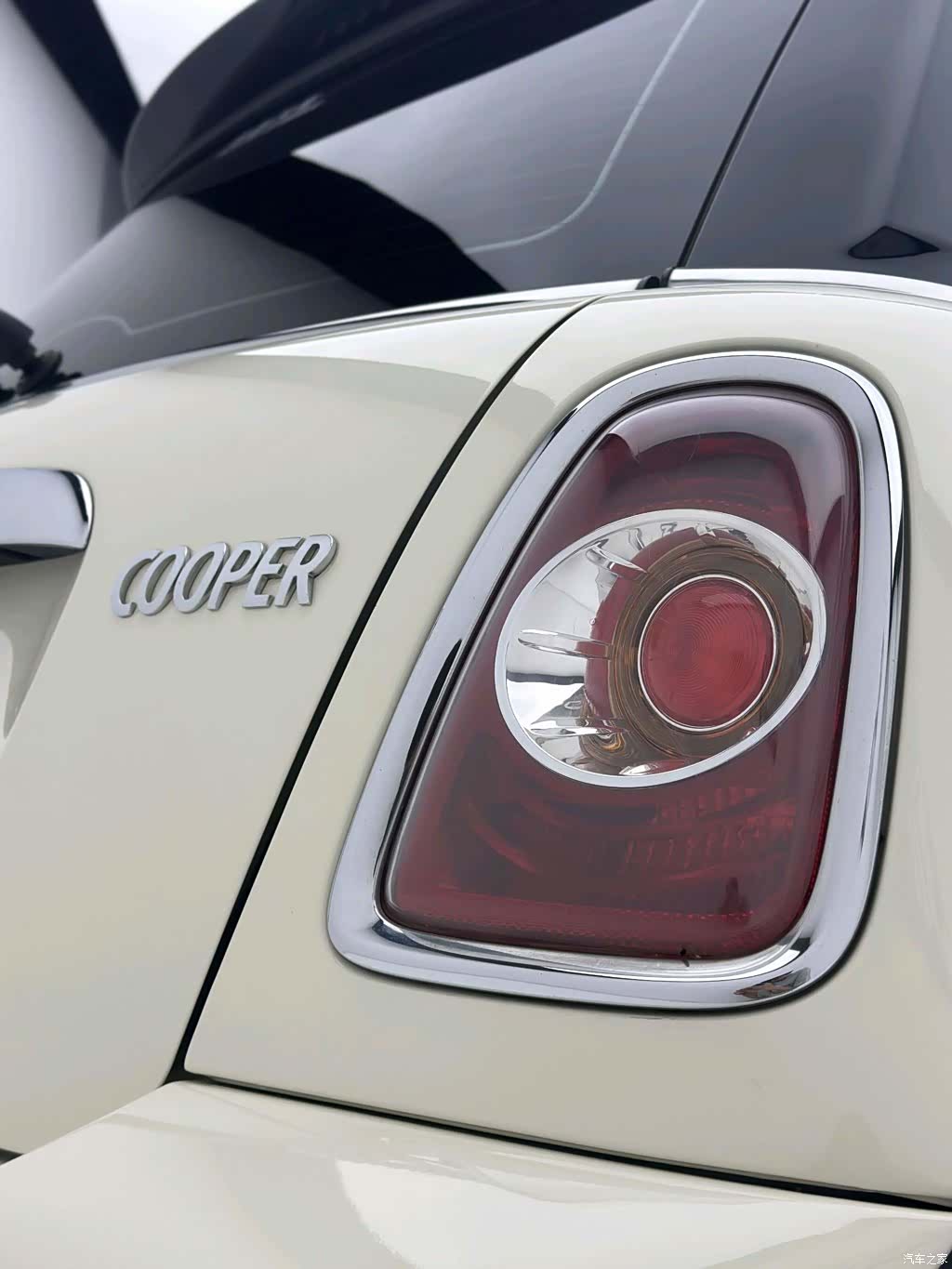 Mini Cooper, 2011 6