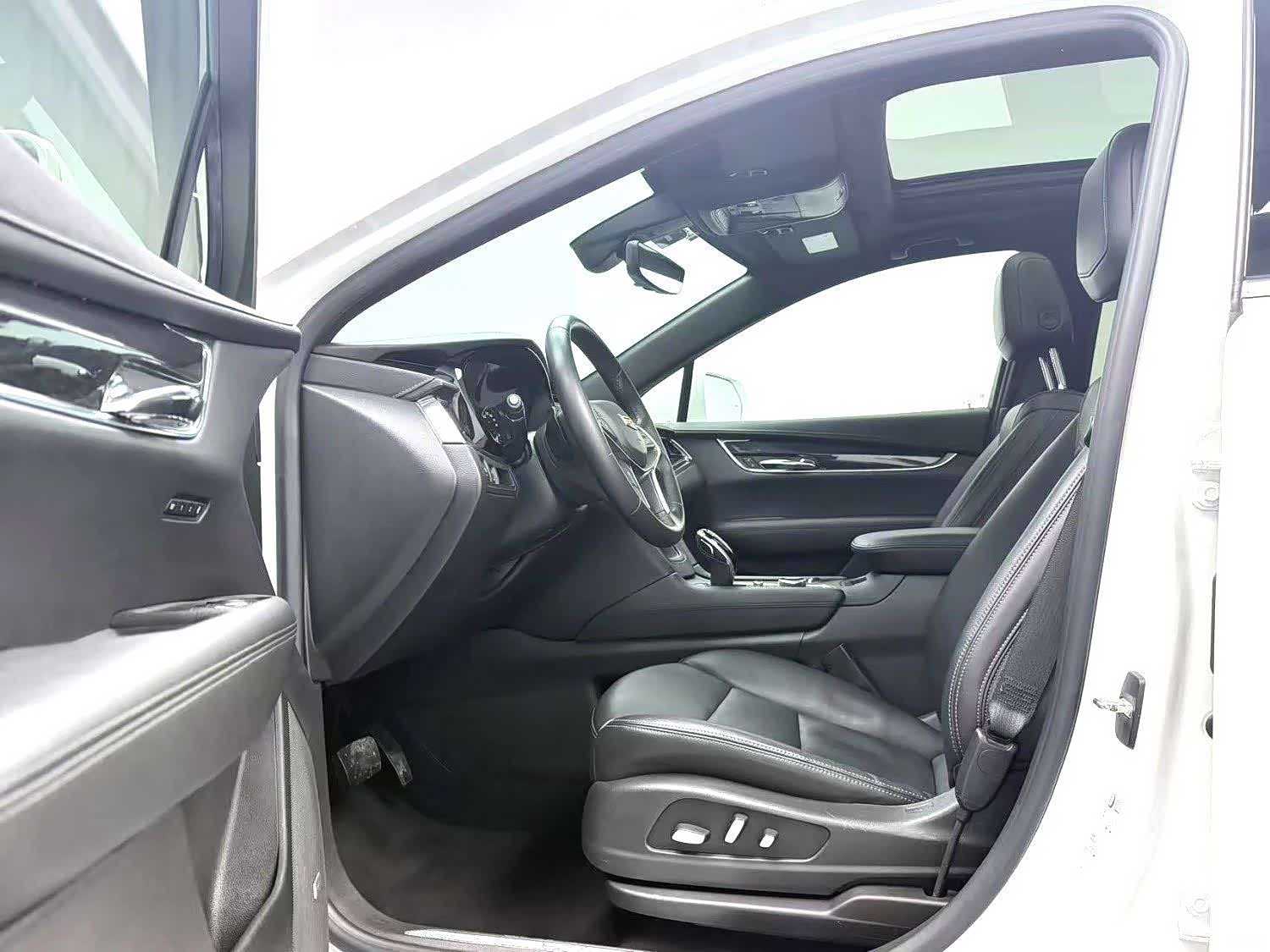 Cadillac XT5, 2019 все фото