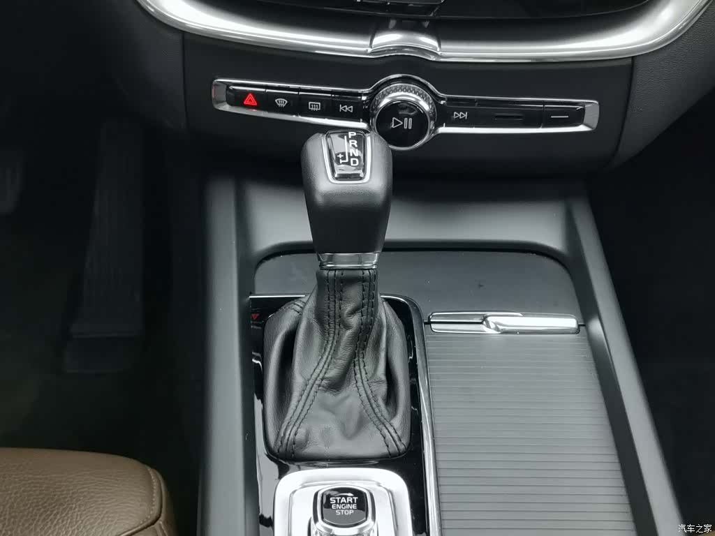 Volvo XC60, 2020 13