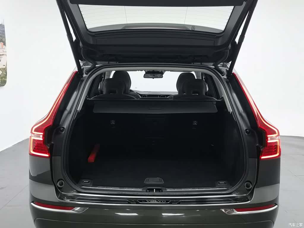 Volvo XC60, 2020 16