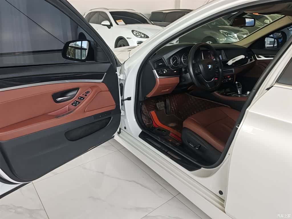 BMW 5 Series, 2017 16