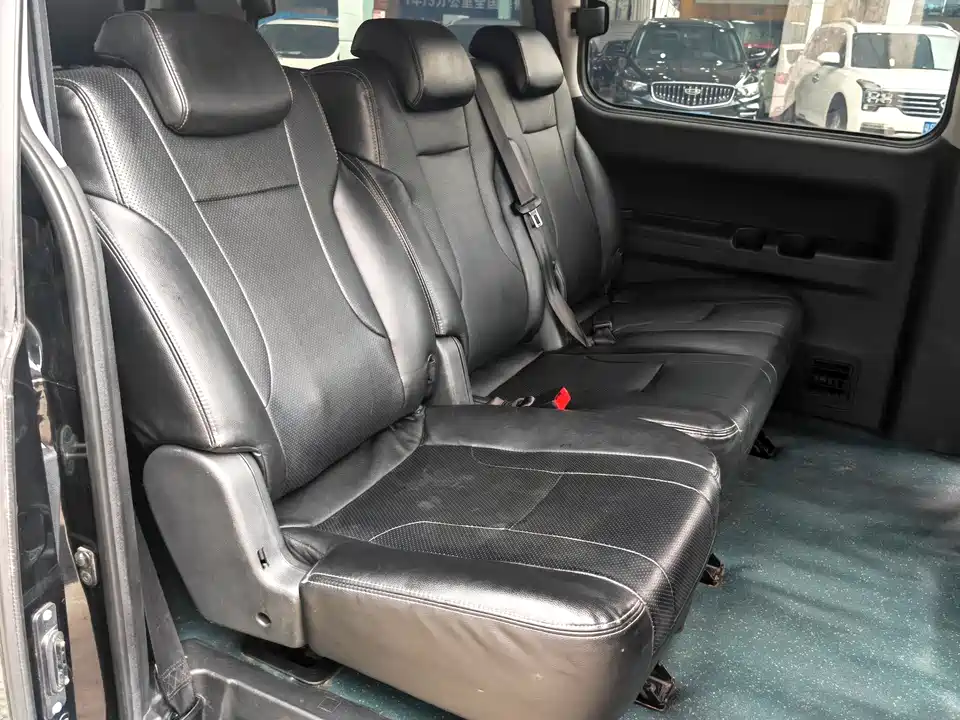 JAC Refine Ruifeng M4